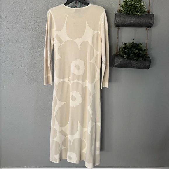 Marimekko Cream Floral Long Sleeve Sweater Dress size M NWT - Picture 3 of 4